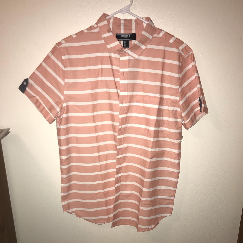 Men’s Button up shirt